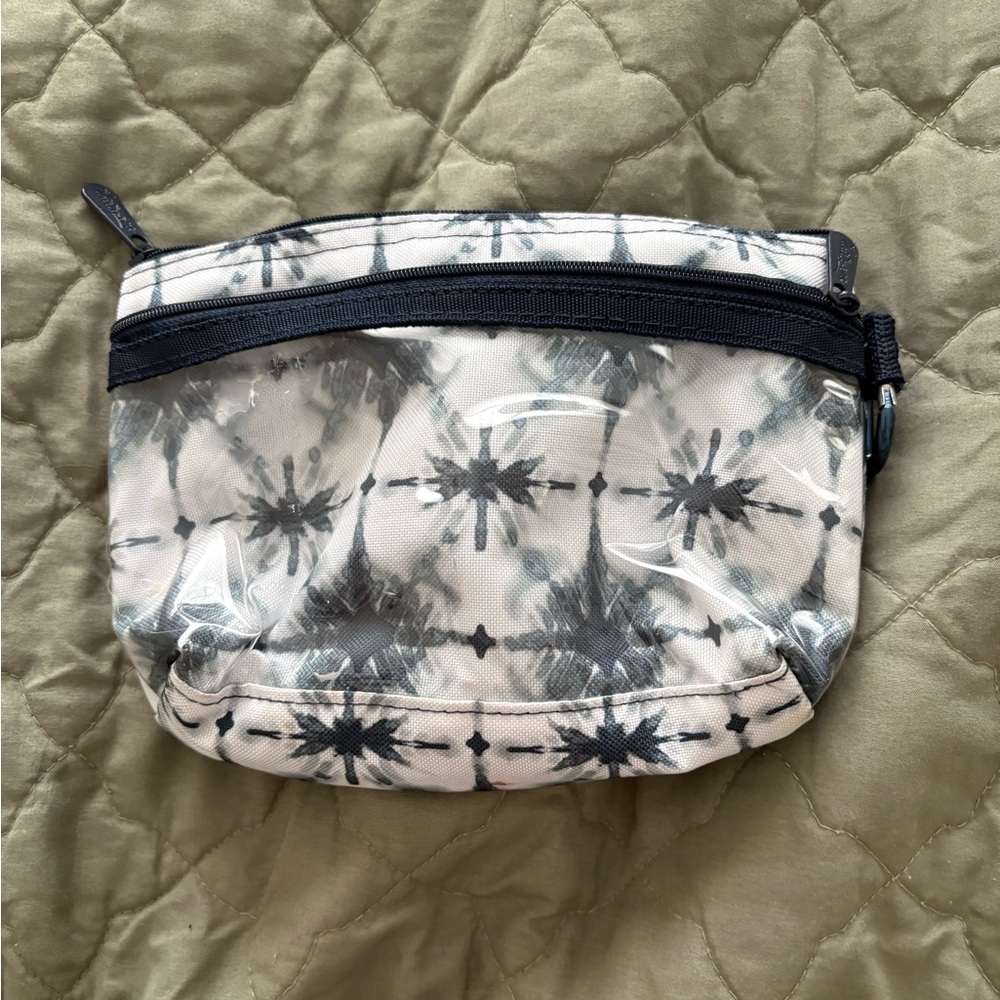 Thirty-One Blue and Gray Zippered Pouch